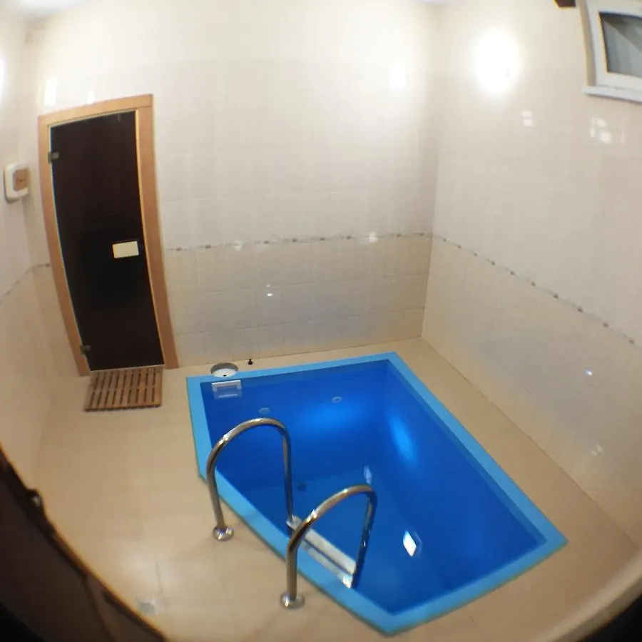 Green Garden Villa 基輔